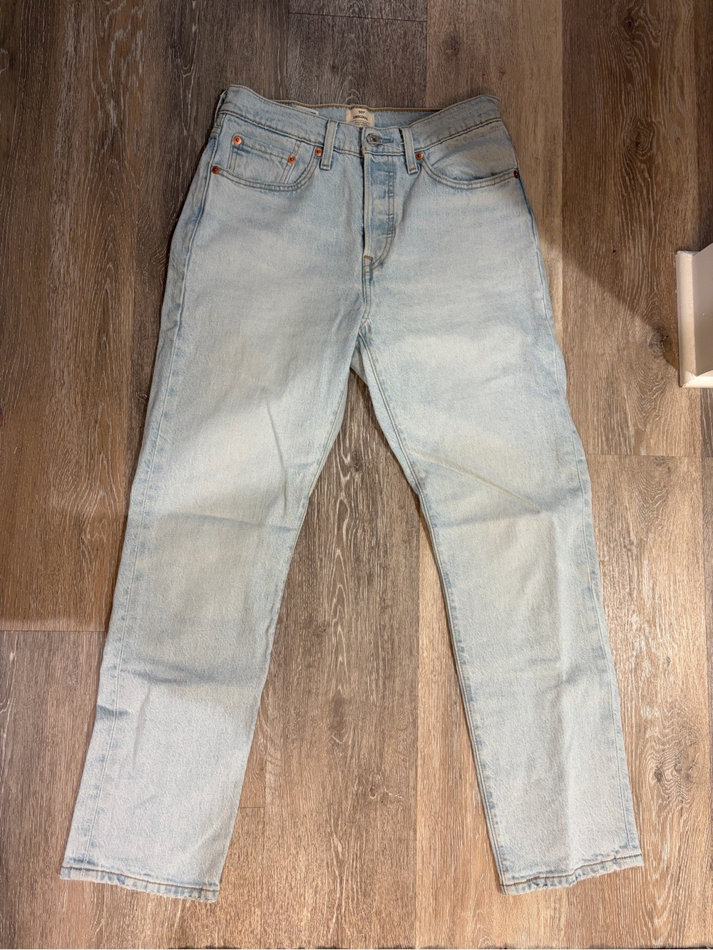 Levi’s 501 women’s light wash jeans